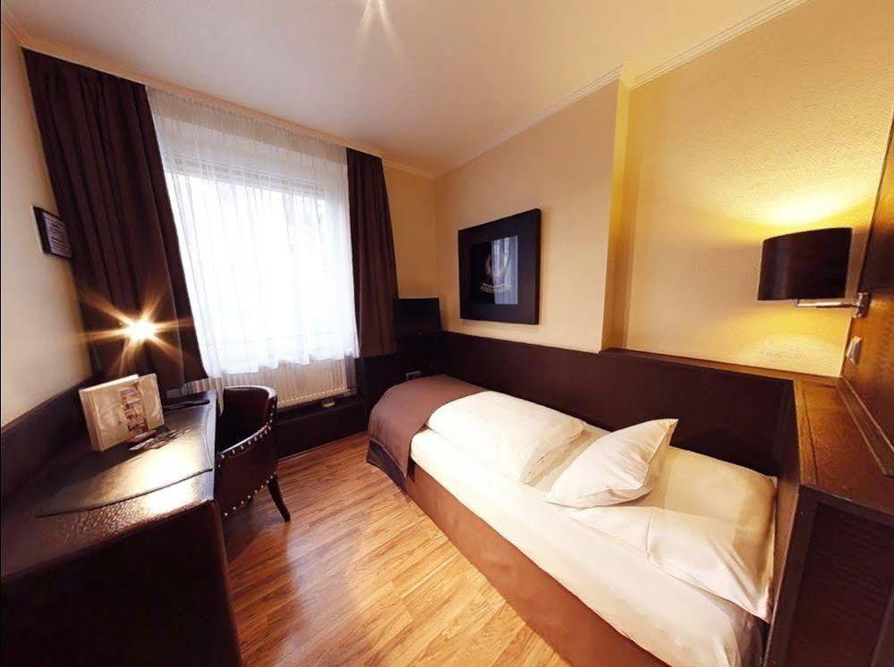 Boutique Hotel Duesseldorf Berial エクステリア 写真